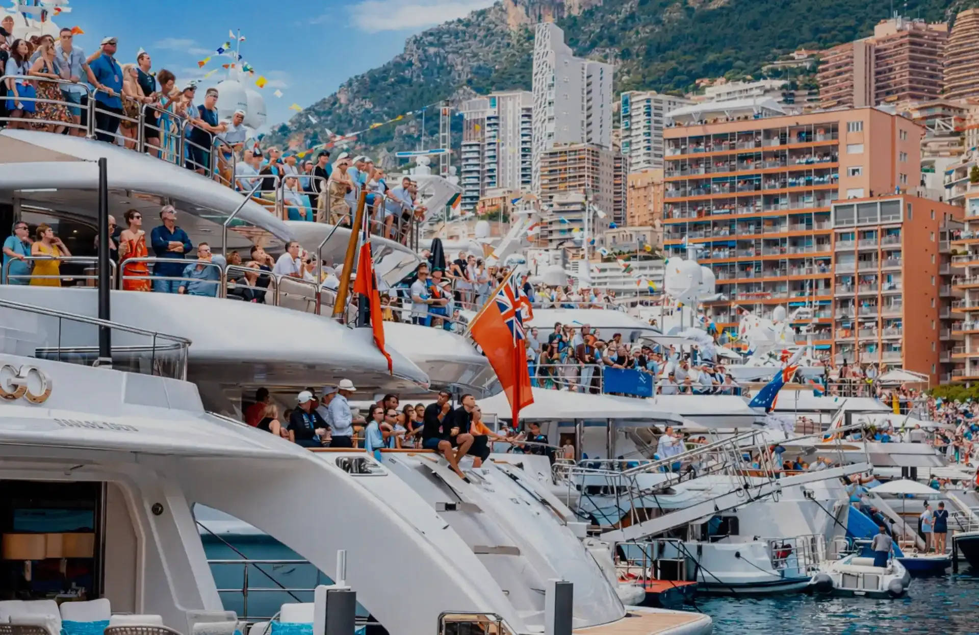 F1 on Yacht